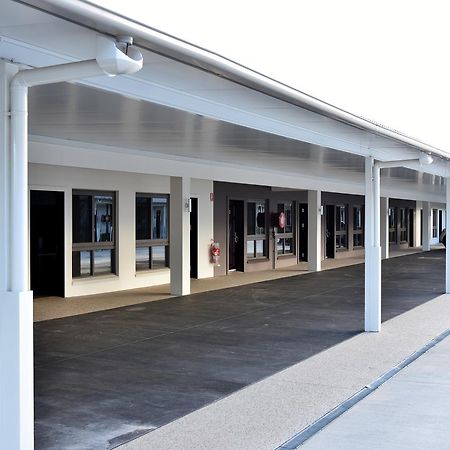Western Downs Motor Inn Miles Dış mekan fotoğraf