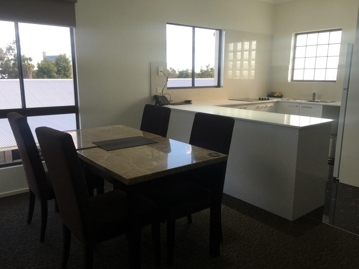 Western Downs Motor Inn Miles Dış mekan fotoğraf
