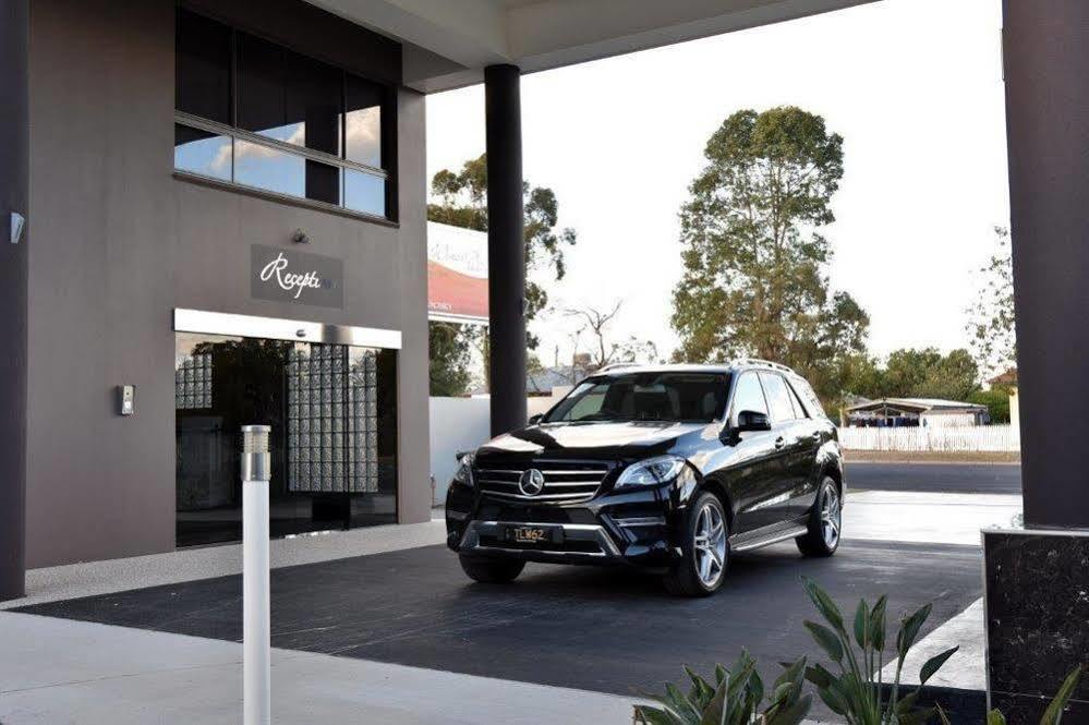 Western Downs Motor Inn Miles Dış mekan fotoğraf